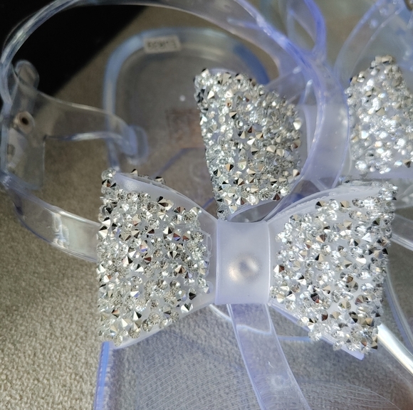 3 For $30/Gummy Flip Flop Sandals (clear) - Picture 3 of 3